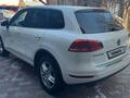 Volkswagen Touareg 2010 года за 8 000 000 тг. в Алматы – фото 13