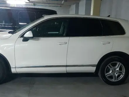 Volkswagen Touareg 2010 года за 8 000 000 тг. в Алматы – фото 4