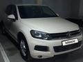 Volkswagen Touareg 2010 года за 8 000 000 тг. в Алматы – фото 6