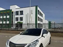Hyundai Grandeur, 2011
