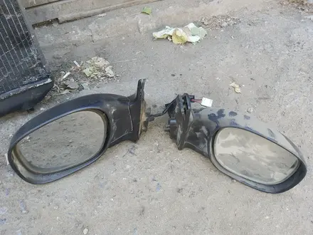 Зеркало боковое на Раф 4 за 2 301 тг. в Алматы