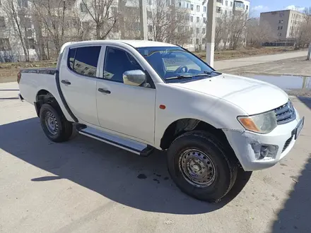 Mitsubishi L200 2010 года за 6 000 000 тг. в Актобе – фото 5