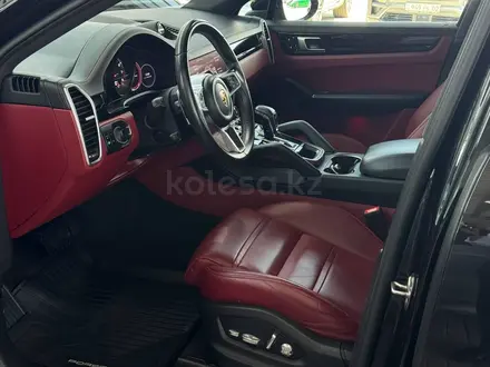 Porsche Cayenne Coupe 2021 года за 37 000 000 тг. в Алматы – фото 17