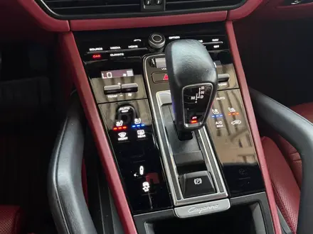 Porsche Cayenne Coupe 2021 года за 37 000 000 тг. в Алматы – фото 24
