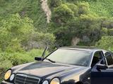 Mercedes-Benz E 230 1997 года за 1 780 000 тг. в Алматы – фото 2