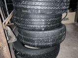 Резина Bridgestone 225/65 R17 за 135 000 тг. в Алматы