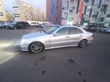 Mercedes-Benz E 320 2002 годаfor5 800 000 тг. в Алматы