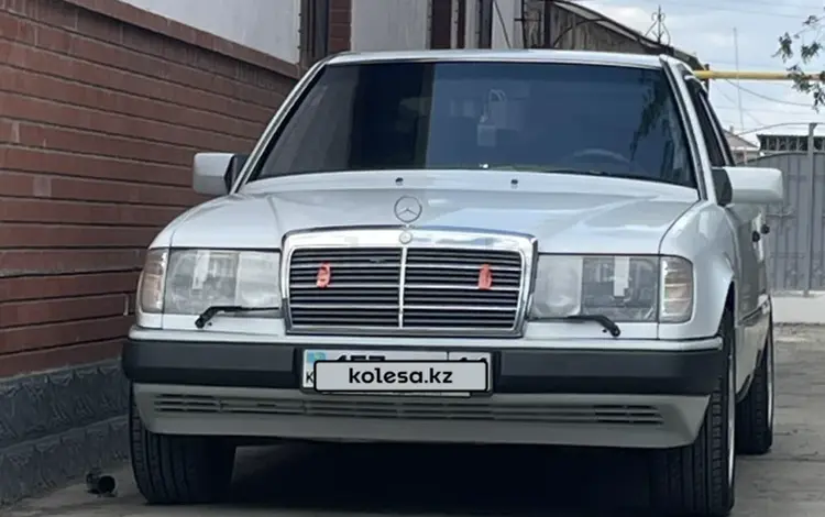 Mercedes-Benz E 220 1992 года за 2 000 000 тг. в Кызылорда