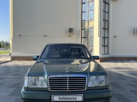 Mercedes-Benz E 320 1995 года за 2 500 000 тг. в Кызылорда – фото 9