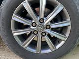 Toyota диски размер 16 комплект шины за 270 000 тг. в Кызылорда – фото 2