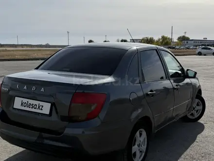 ВАЗ (Lada) Granta 2190 2018 года за 1 850 000 тг. в Актобе – фото 4