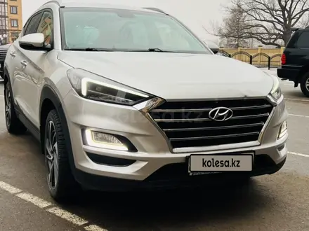 Hyundai Tucson 2018 года за 11 500 000 тг. в Уральск – фото 2