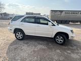 Lexus RX 300 1999 годаүшін4 300 000 тг. в Мерке – фото 2