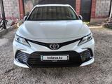 Toyota Camry 2021 годаfor17 000 000 тг. в Шымкент