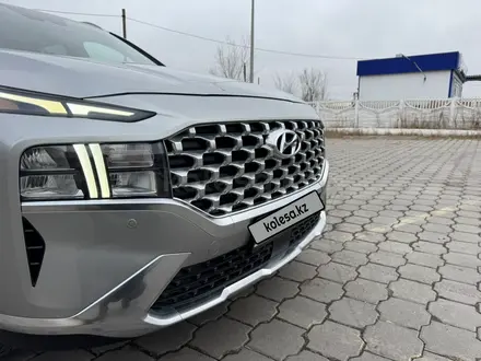 Hyundai Santa Fe 2022 года за 16 500 000 тг. в Караганда – фото 4