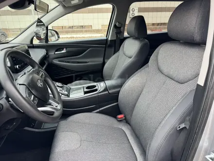Hyundai Santa Fe 2022 года за 16 500 000 тг. в Караганда – фото 8