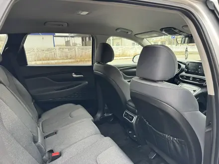 Hyundai Santa Fe 2022 года за 16 500 000 тг. в Караганда – фото 12