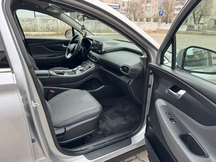 Hyundai Santa Fe 2022 года за 16 500 000 тг. в Караганда – фото 14