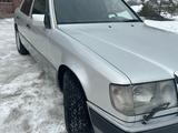 Mercedes-Benz E 200 1993 годаfor2 550 000 тг. в Алматы – фото 3