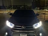 Toyota Highlander 2016 годаүшін12 000 000 тг. в Актобе – фото 3