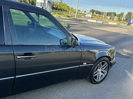 Mercedes-Benz E 280 1994 года за 2 500 000 тг. в Алматы – фото 25