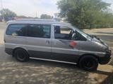 Hyundai Starex 2002 года за 3 500 000 тг. в Астана – фото 2