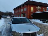 Mercedes-Benz C 180 2001 года за 2 500 000 тг. в Усть-Каменогорск – фото 4
