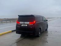 Toyota Alphard 2018 года за 36 000 000 тг. в Алматы
