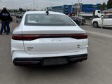 BYD Qin L DM-i Leading 2025 года за 10 200 000 тг. в Алматы – фото 3