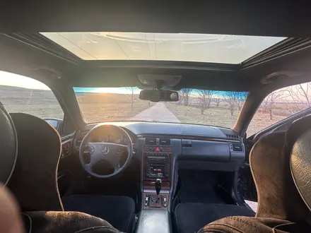 Mercedes-Benz E 320 2001 года за 3 500 000 тг. в Алматы – фото 9