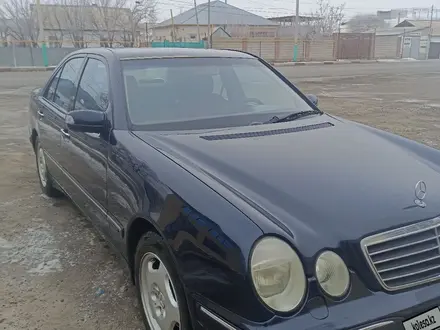 Mercedes-Benz E 280 1999 года за 3 980 000 тг. в Шиели – фото 2