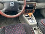 Volkswagen Passat 2001 годаfor2 600 000 тг. в Алматы – фото 4