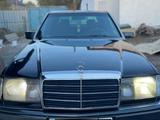 Mercedes-Benz E 280 1993 годаfor1 800 000 тг. в Есик – фото 3