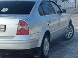 Volkswagen Passat 2004 годаүшін2 970 000 тг. в Астана – фото 2