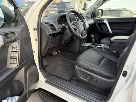 Toyota Land Cruiser Prado 2019 года за 23 500 000 тг. в Алматы – фото 24