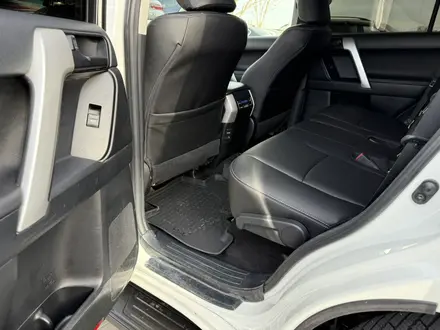 Toyota Land Cruiser Prado 2019 года за 23 500 000 тг. в Алматы – фото 25