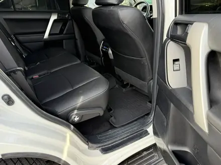Toyota Land Cruiser Prado 2019 года за 23 500 000 тг. в Алматы – фото 27