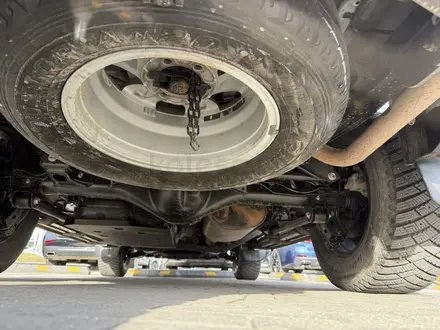 Toyota Land Cruiser Prado 2019 года за 23 500 000 тг. в Алматы – фото 32