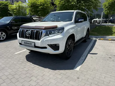 Toyota Land Cruiser Prado 2019 года за 23 500 000 тг. в Алматы