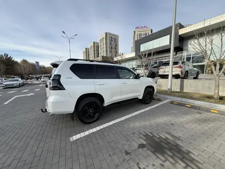 Toyota Land Cruiser Prado 2019 года за 23 500 000 тг. в Алматы – фото 13