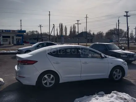 Hyundai Elantra 2018 года за 6 300 000 тг. в Тараз – фото 3