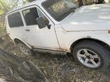 ВАЗ (Lada) Lada 2121 1997 года за 800 000 тг. в Караганда – фото 4