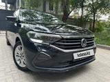 Volkswagen Polo 2022 года за 7 700 000 тг. в Алматы