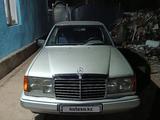 Mercedes-Benz E 230 1990 года за 1 400 000 тг. в Жаркент