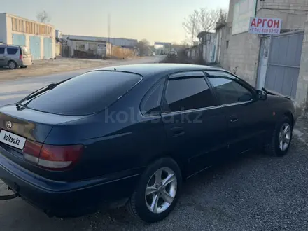 Toyota Carina E 1993 года за 2 300 000 тг. в Актау – фото 3