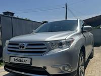 Toyota Highlander 2013 года за 14 700 000 тг. в Алматы