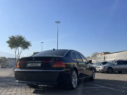 BMW 745 2002 года за 5 100 000 тг. в Алматы – фото 4