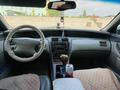 Toyota Camry 2000 года за 2 500 000 тг. в Жанаозен – фото 6