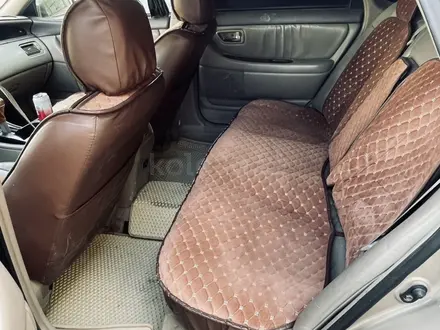 Toyota Camry 2000 года за 2 500 000 тг. в Жанаозен – фото 8