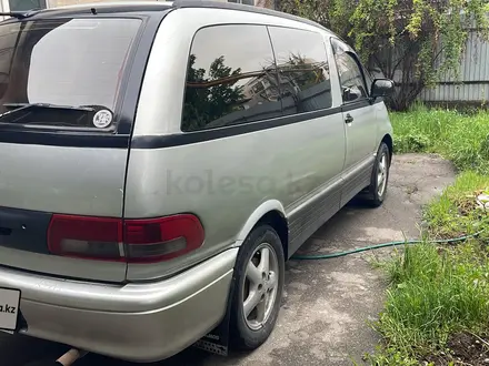 Toyota Estima Lucida 1995 года за 2 400 000 тг. в Алматы – фото 2